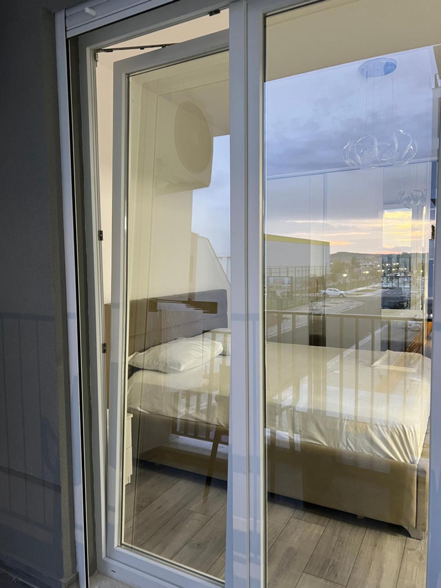Bratti'S Apartment Near Tirana Center And Mother Teresa Airport Экстерьер фото