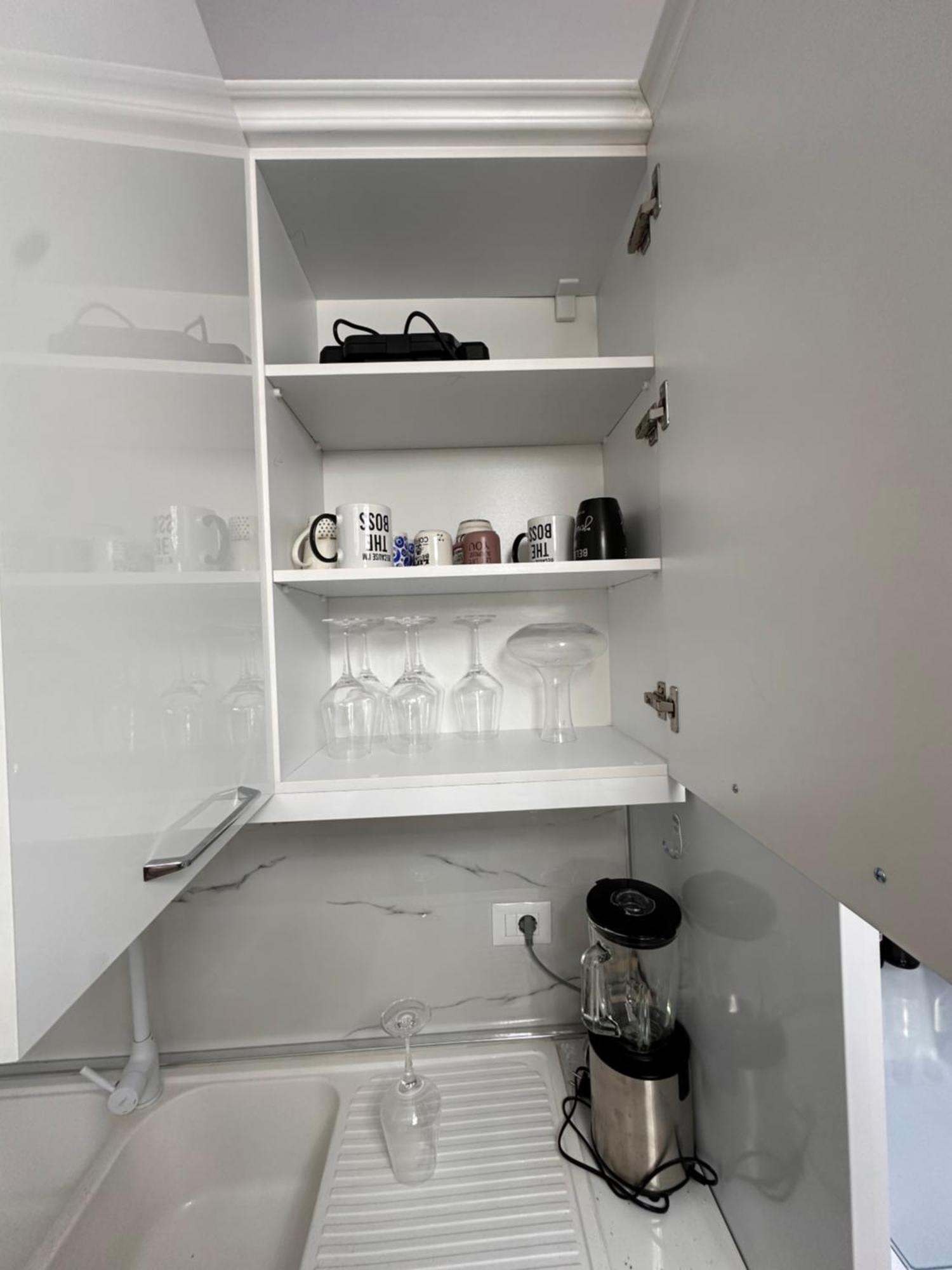 Bratti'S Apartment Near Tirana Center And Mother Teresa Airport Экстерьер фото